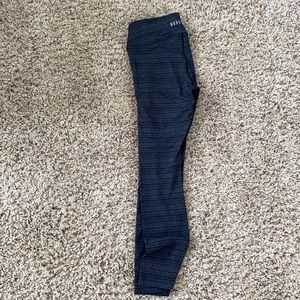 Size M full length high rise tight
